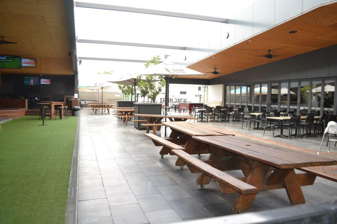 Garden Hotel Dubbo Extérieur photo